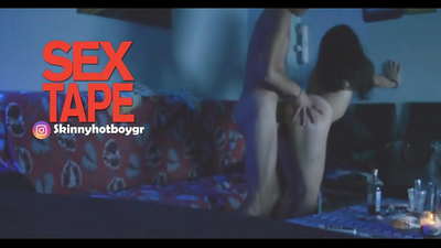 دختر مدرسه ای ناز با دوست پسرش